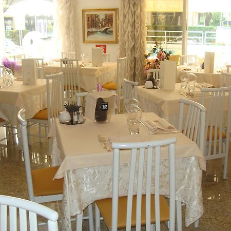 Hotel Villa Luisa Lignano Sabbiadoro Luaran gambar
