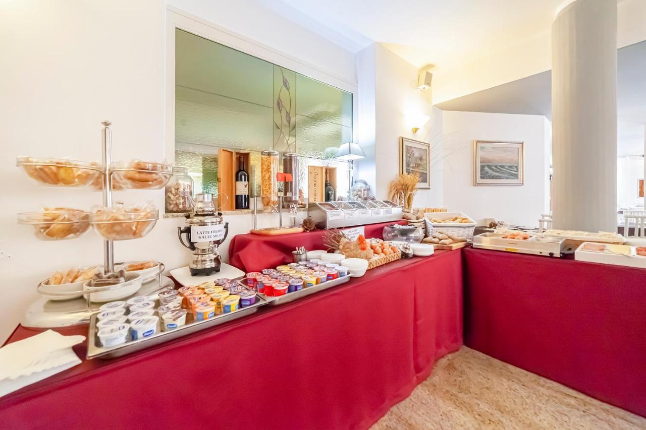 Hotel Villa Luisa Lignano Sabbiadoro Luaran gambar