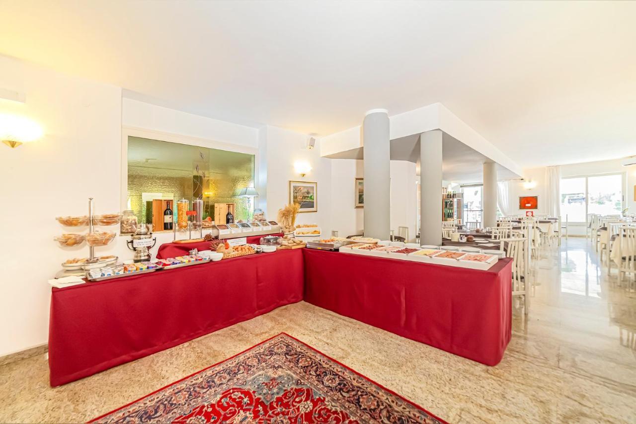 Hotel Villa Luisa Lignano Sabbiadoro Luaran gambar