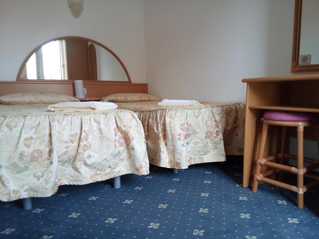 Hotel Villa Luisa Lignano Sabbiadoro Luaran gambar
